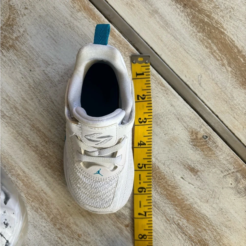Nike Size 7c Baby (TD)Air Jordan Luka 1 “Legend Of 7” White/Aqua AR6085-104 Used